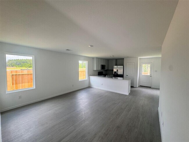 Building Photo - 25668 Rose Creek Dr