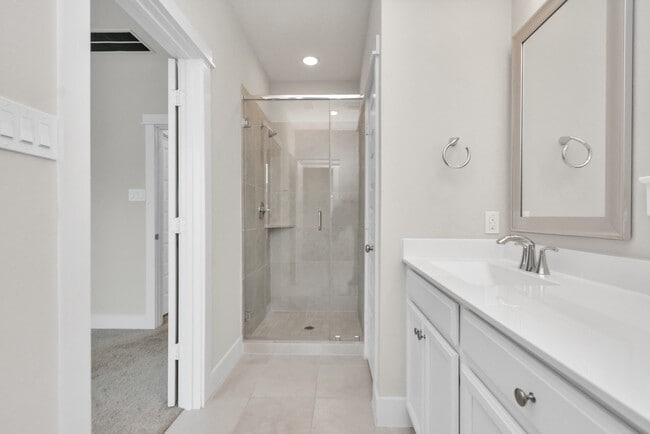 Building Photo - 721 Strawberry Pines Ct