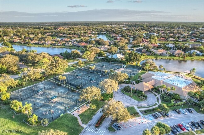 Building Photo - 10748 Fieldfair Dr