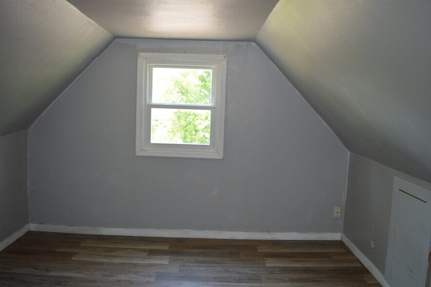 Building Photo - 3509 Graceland Ave