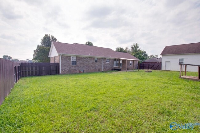 Building Photo - 23983 May Ln