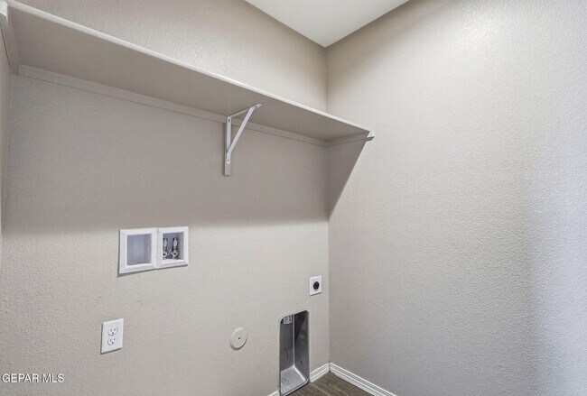 Building Photo - 1041 Earthstar Pl