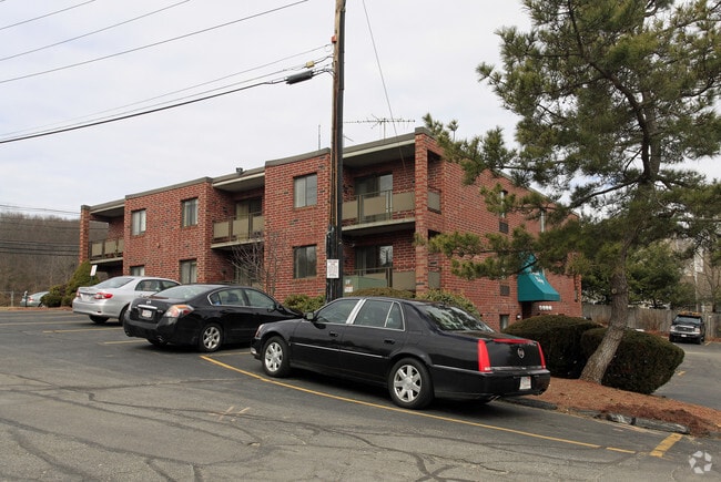 Building Photo - Pheasant Ridge Apartments