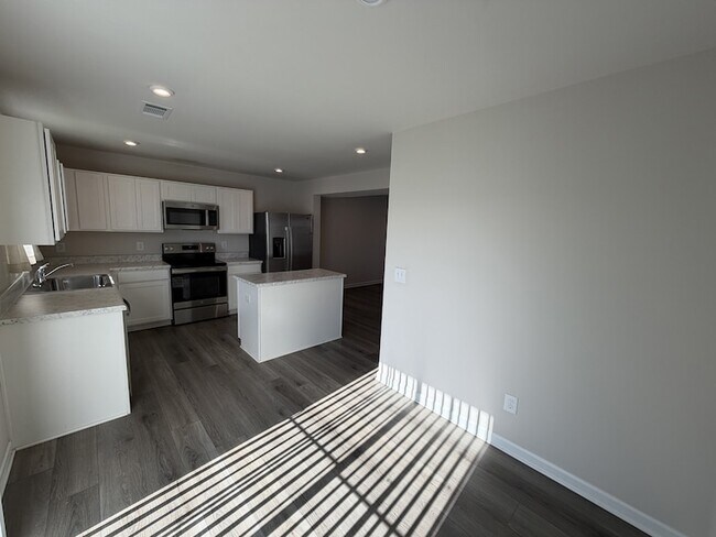 Building Photo - 2757 Thornton Grove Blvd