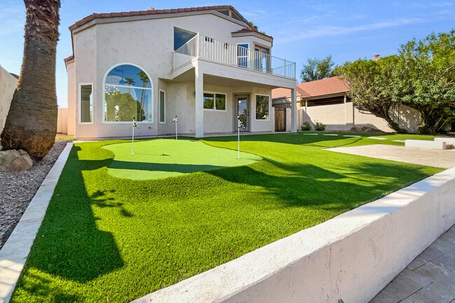 Building Photo - 413 S Lake Mirage Dr