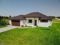 Building Photo - 4705 Diane Ave S