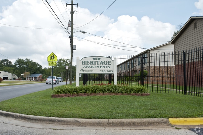 Primary Photo - Heritage Apartments
