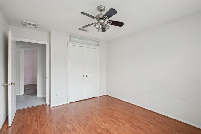 Building Photo - 16614 New Market Ln