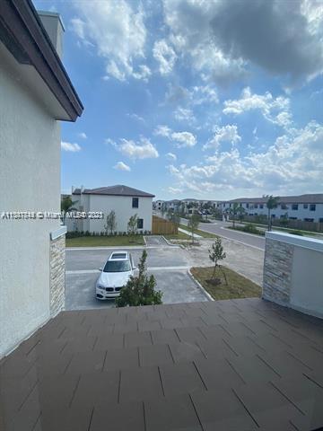 Building Photo - 575 NE 208th Terrace