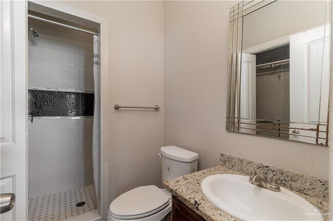 Building Photo - 3453 Navigator Dr