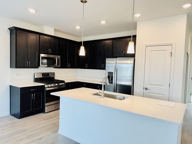 Kitchen - 4377 Chelsea Manor Cir