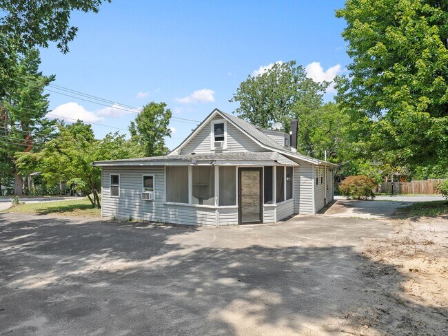 Building Photo - 215 Erial Rd