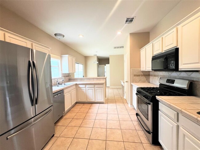 Building Photo - 12416 Beartrap Ln