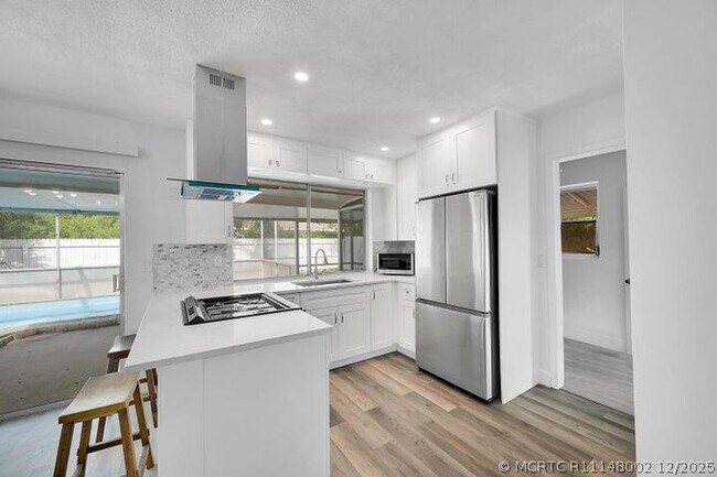 Building Photo - 1308 S Congress Ave