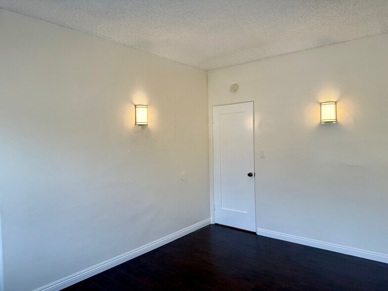 Bedroom 1b - 503 Hill Dr