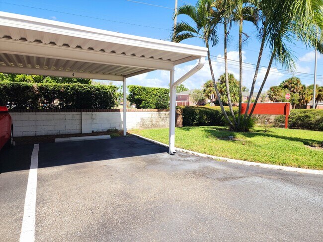 Building Photo - 8211 12th Way N