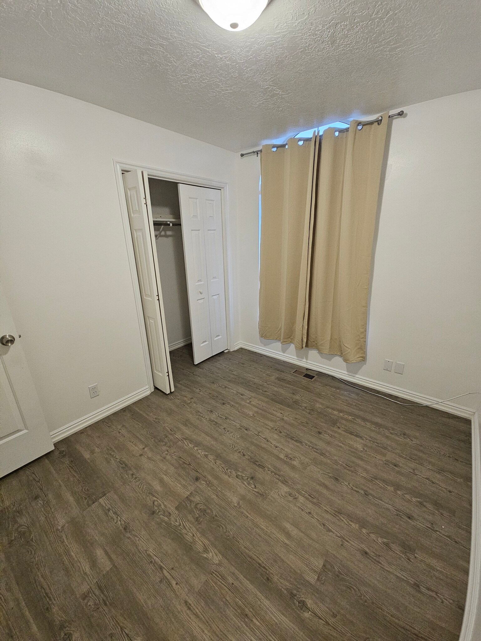 Building Photo - 1442 W 730 S