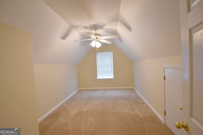 Building Photo - 208 Turnbridge Cir