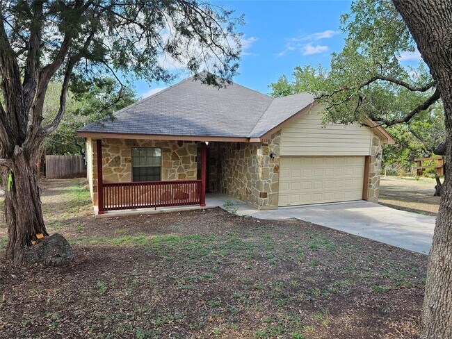 Primary Photo - 2106 Red Fox Rd