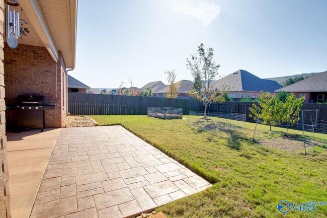 Building Photo - 7206 Lathan Dr SE