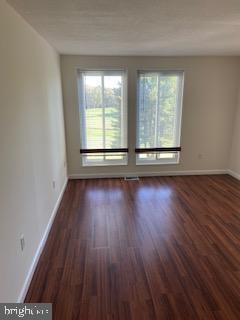Building Photo - 1823 N Shore Ct