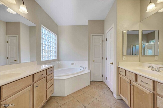 Building Photo - 3415 Ridge Meadow St