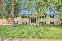 Building Photo - 241 S Small Ave