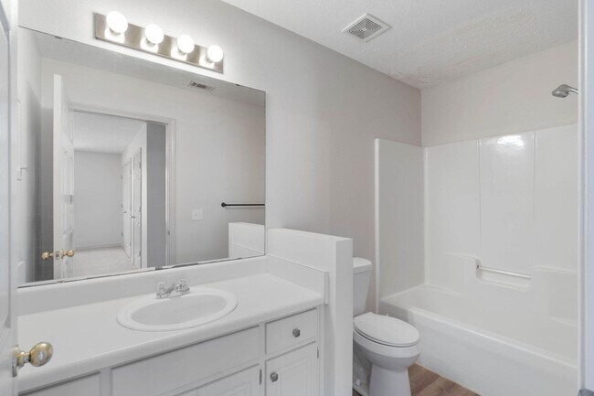 Building Photo - Turn-Key 3 Bed, 2.5 Bath Two-Story Home – ...