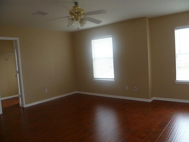 Building Photo - 4123 Wimberley Hollow Ln