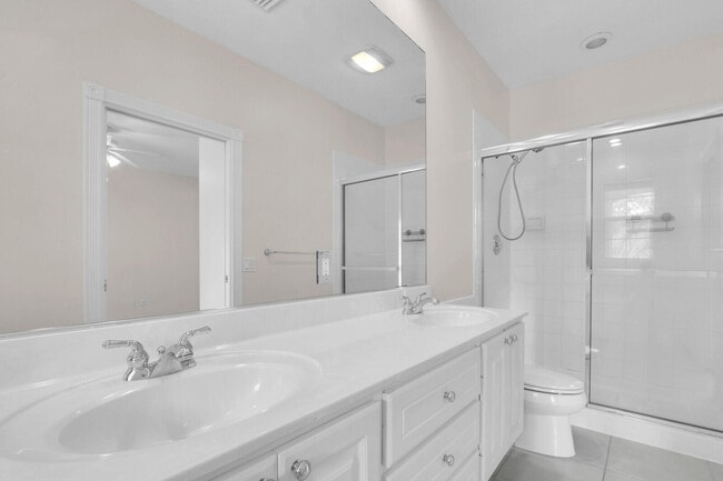 Building Photo - 3183 E Community Dr