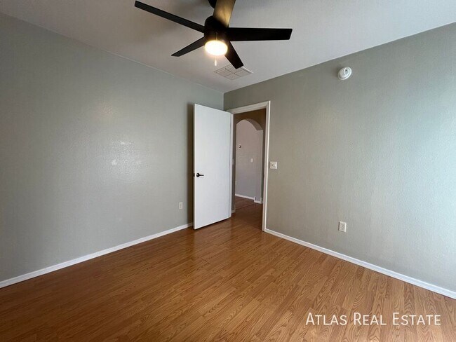 Building Photo - 6510 E Garden Stone Dr