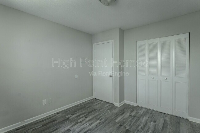 Building Photo - 603 Mountain Trail