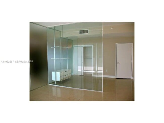 Building Photo - 2694 Inagua Ave