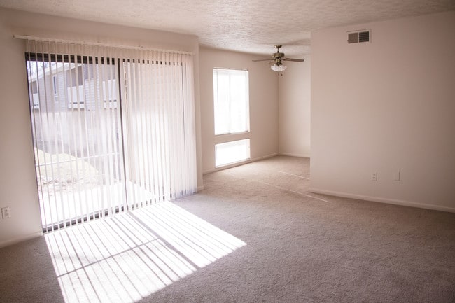 Building Photo - Huntingwood Apartments