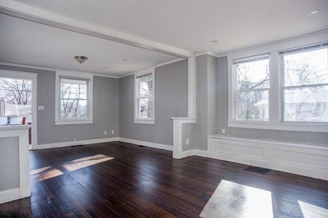 Building Photo - COMING SOON: Charming Bungalow with Spacious Living & with Modern Finishes!