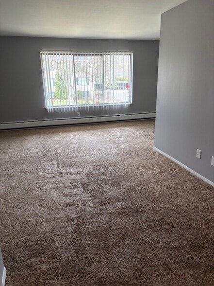 Building Photo - 33297 Kingslane Ct