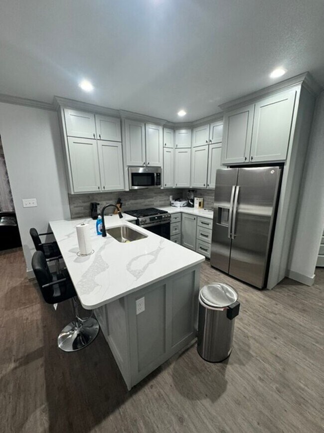 Building Photo - 6608 Prickly Pear Wy