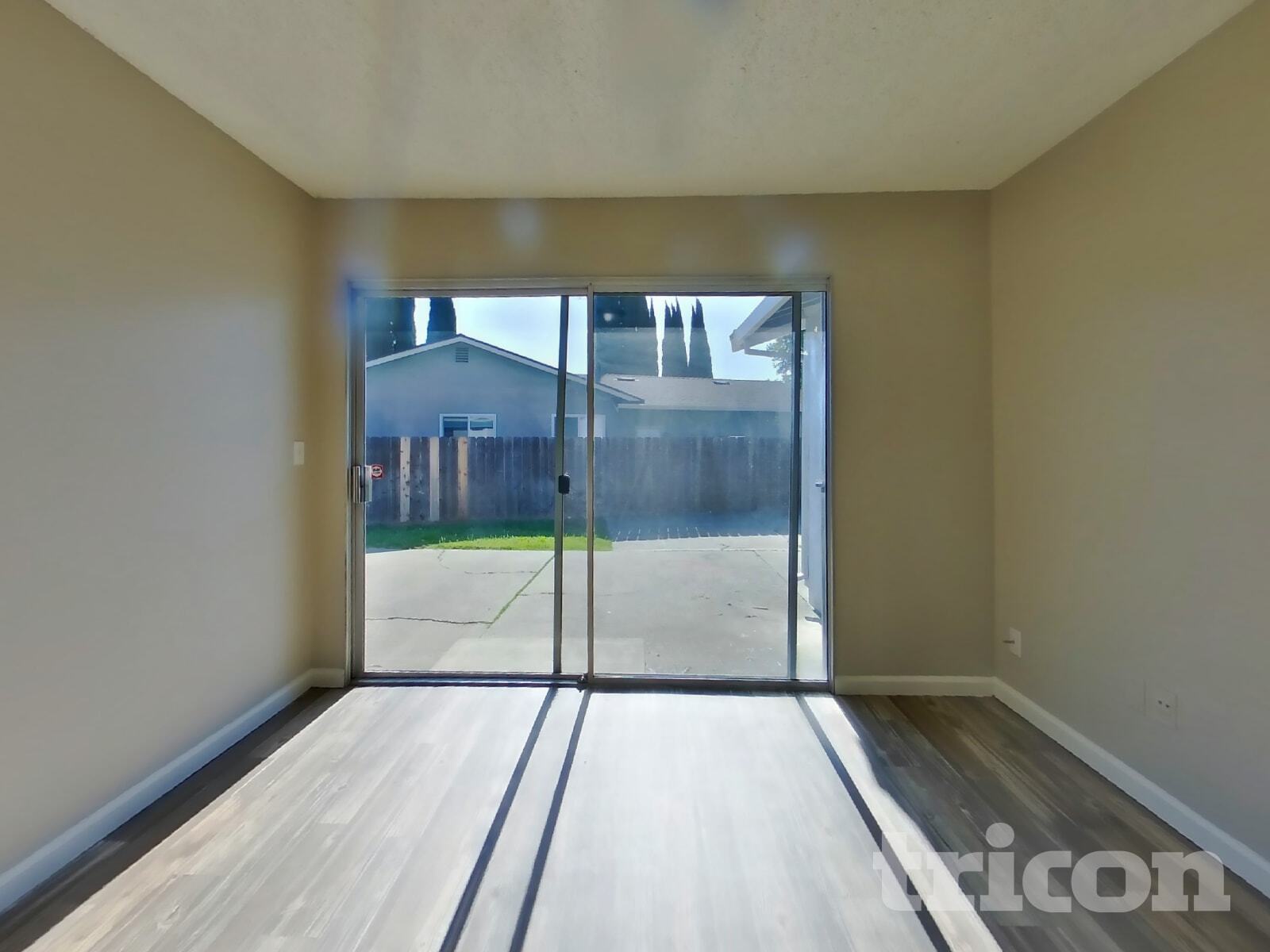 Building Photo - 1104 Waxwing Ln