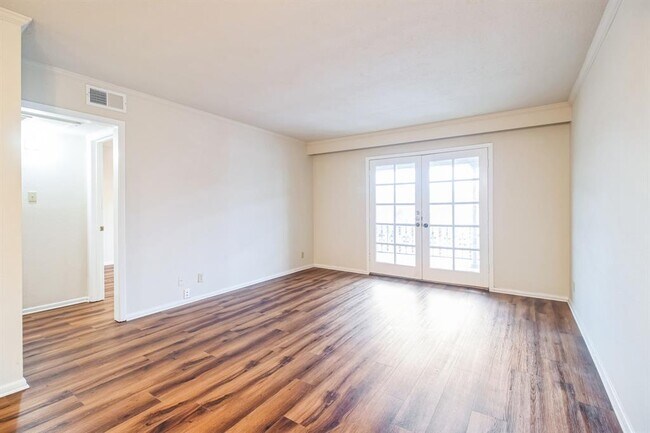 Building Photo - 7920 Rockwood Ln