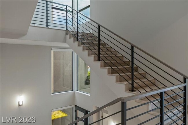 Building Photo - Modern Tri-Story Home in McDonald Highlands