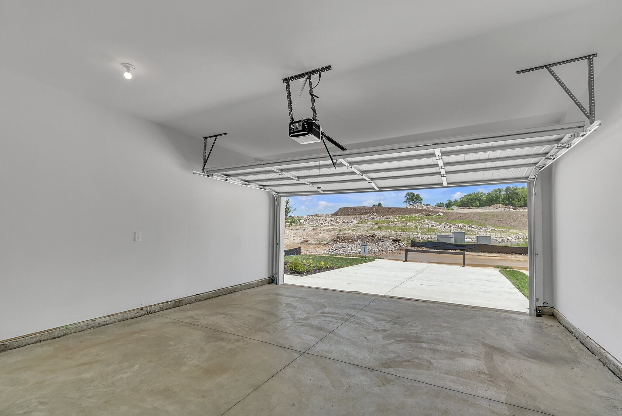Building Photo - 2121 Cheltenham Pl