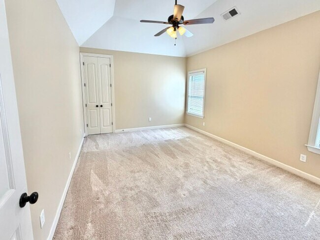 Building Photo - 10601 Bird Stone Cove