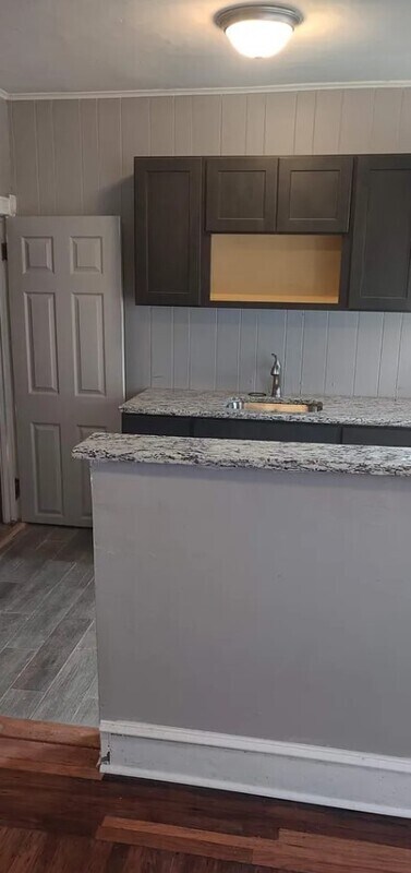 Building Photo - 1016 S 56th St