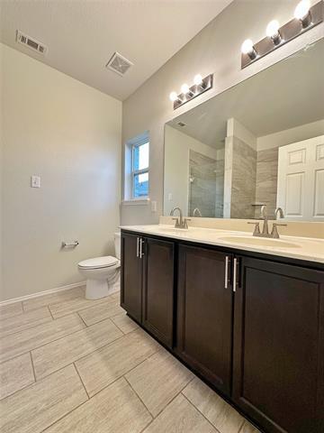 Building Photo - 1637 Megan Creek Dr