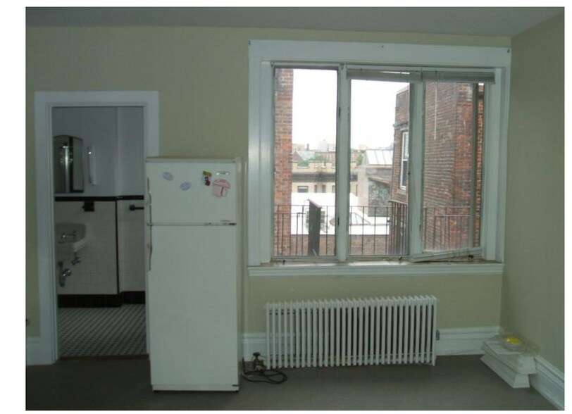 Building Photo - 80 Fenway