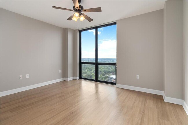 Building Photo - 2870 Pharr Ct S Northwest