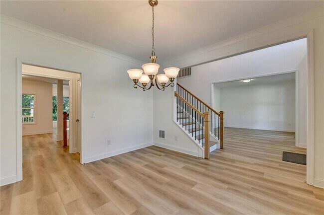 Building Photo - 9135 Fox Trail Ln