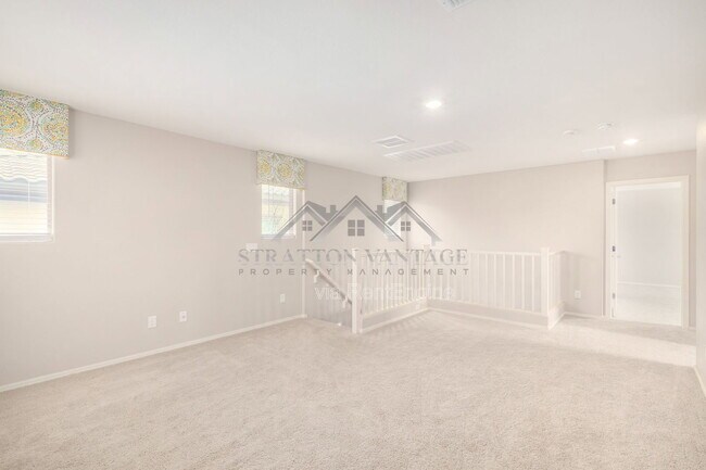 Building Photo - 55 E Constitution Dr