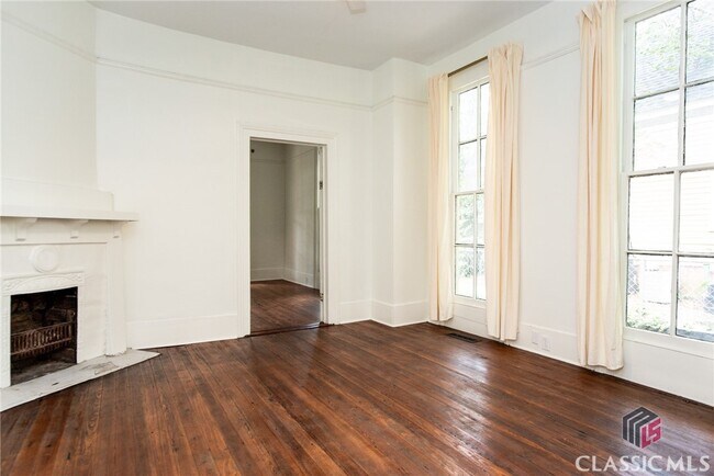 Building Photo - 267 Dubose Avenue