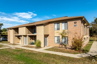 Building Photo - University Place Apartments